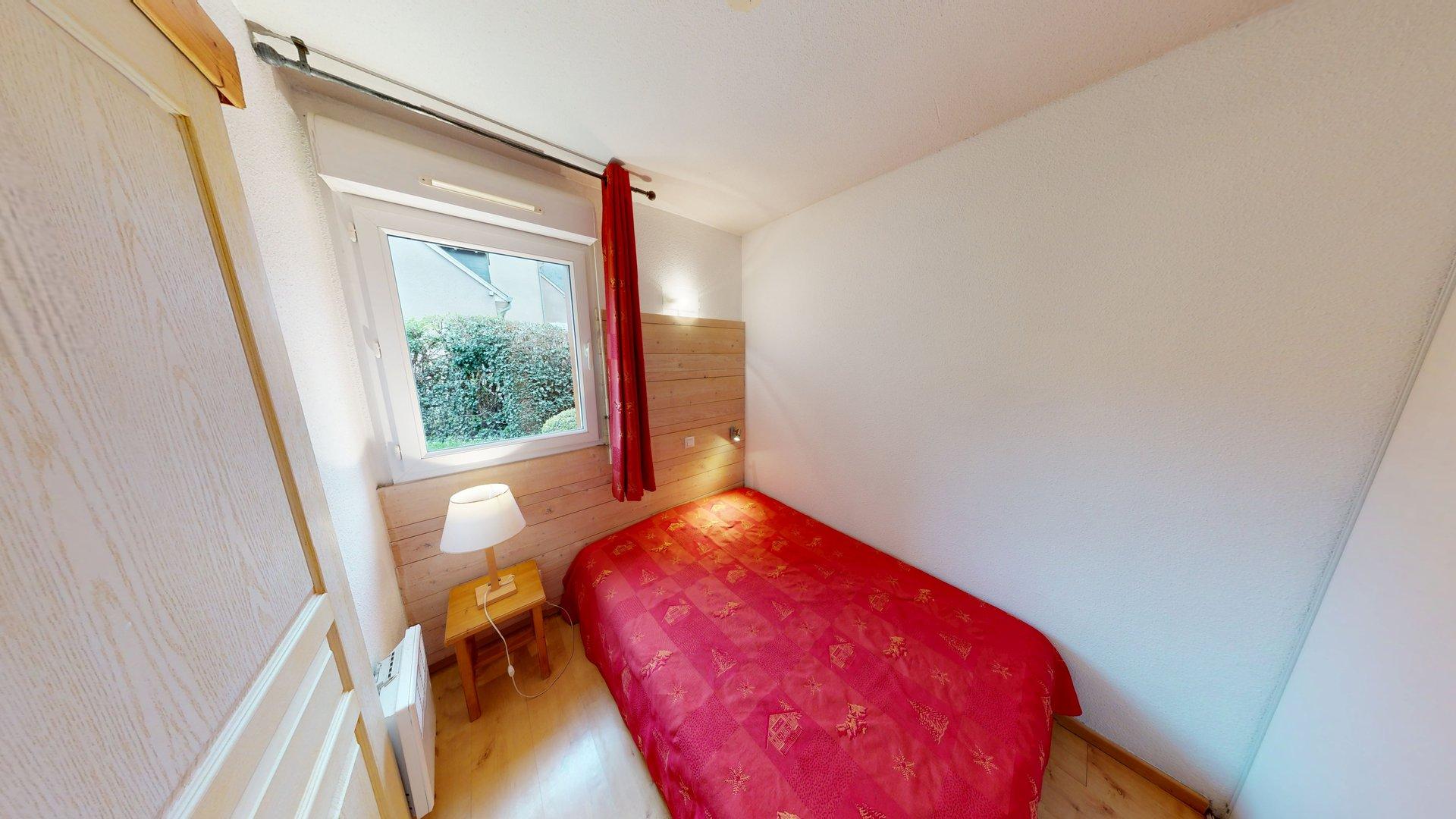 🌿 Pied-à-terre idéal à Luchon : T2 bis avec terrasse et jardin privatif 🏔️ - photo 6