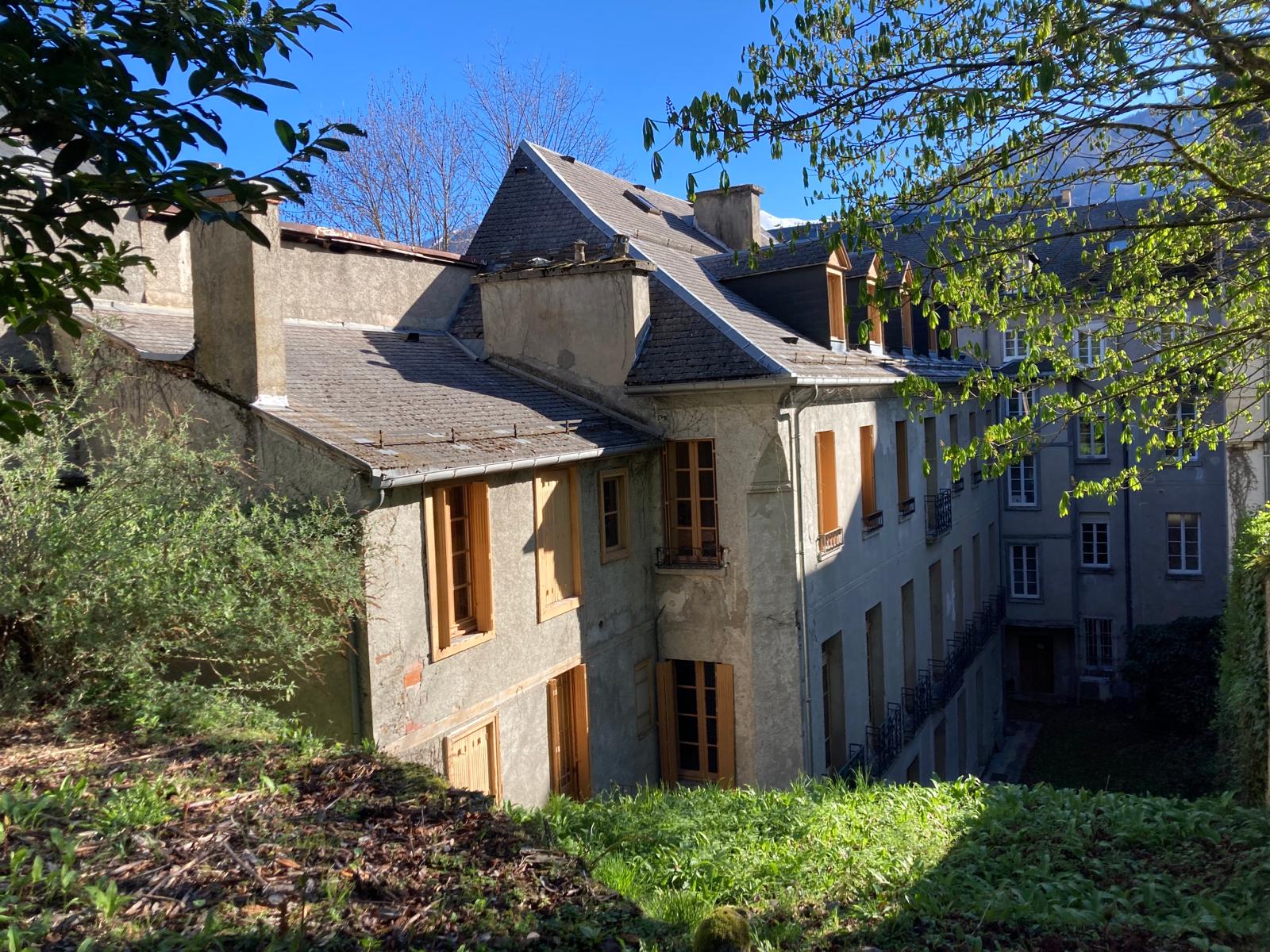 Maison ancienne sur 4 niveaux Allées d'Etigny