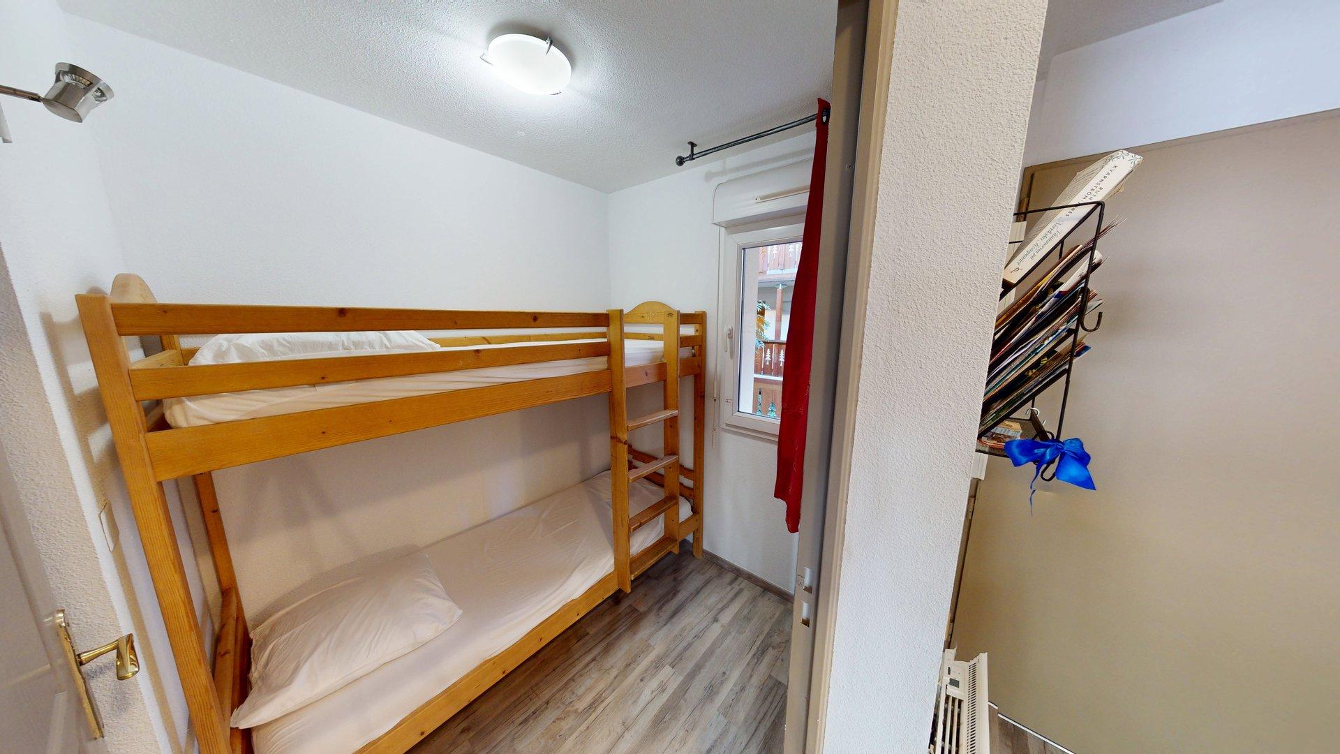 🏔️ Bagnères-de-Luchon – T2 bis de 36 m², balcon ouest, parking, résidence avec piscine – 118 000 € ☀️🏊 - photo 7