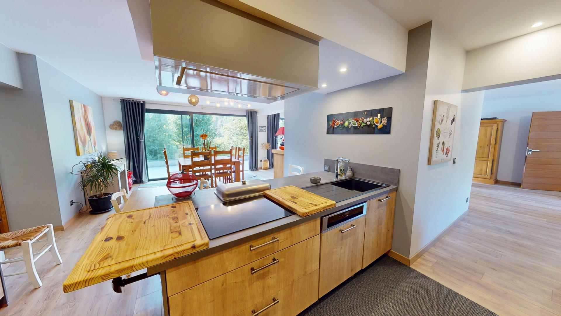 🏡 Maison 4 chambres ~300 m² — Terrain 1 335 m² — Vue Pyrénées à BOUTX (31440) - photo 4